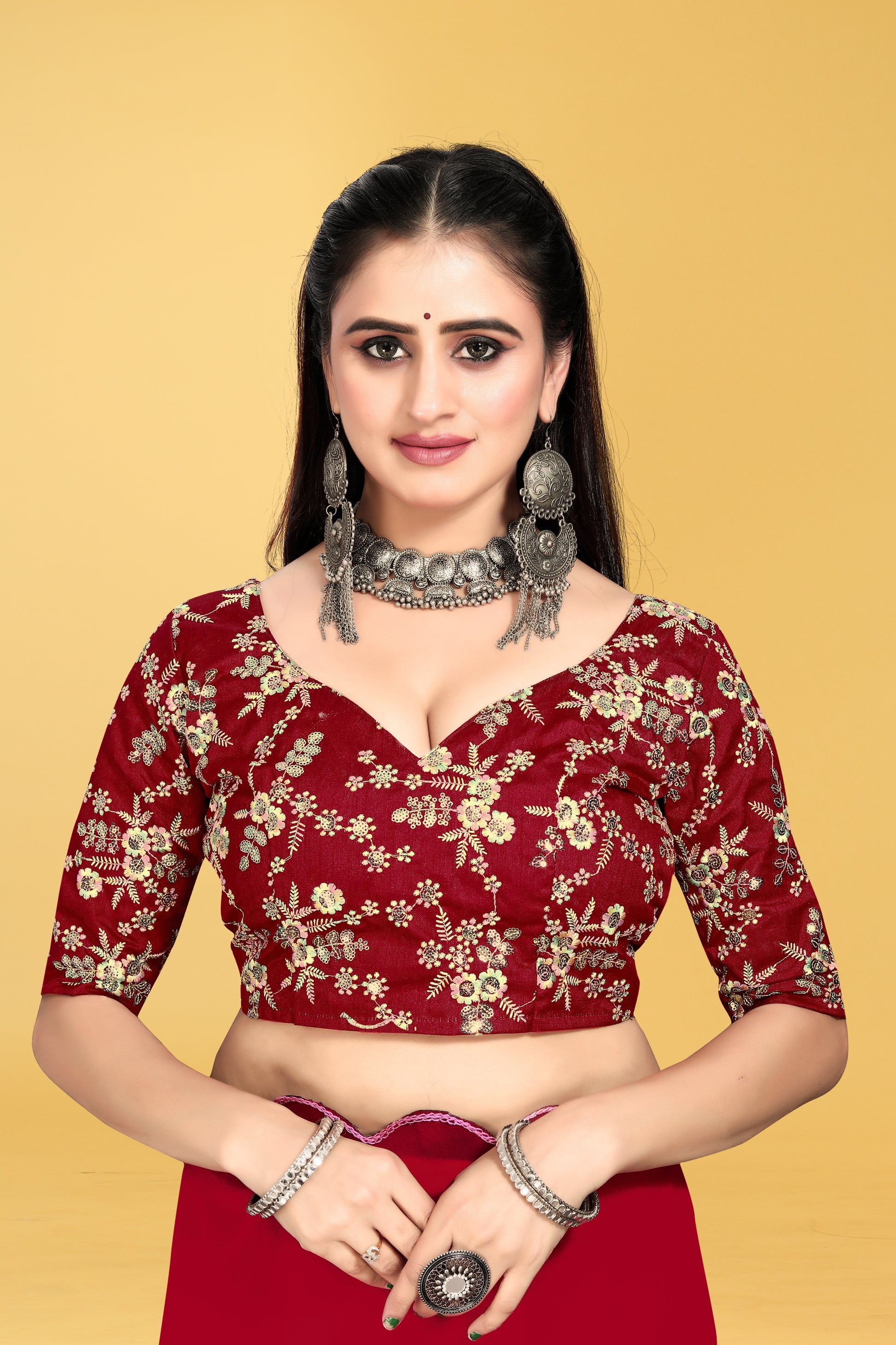 Saree with Scalloped Border and Embroidered Blouse – Avirat Designer Studio