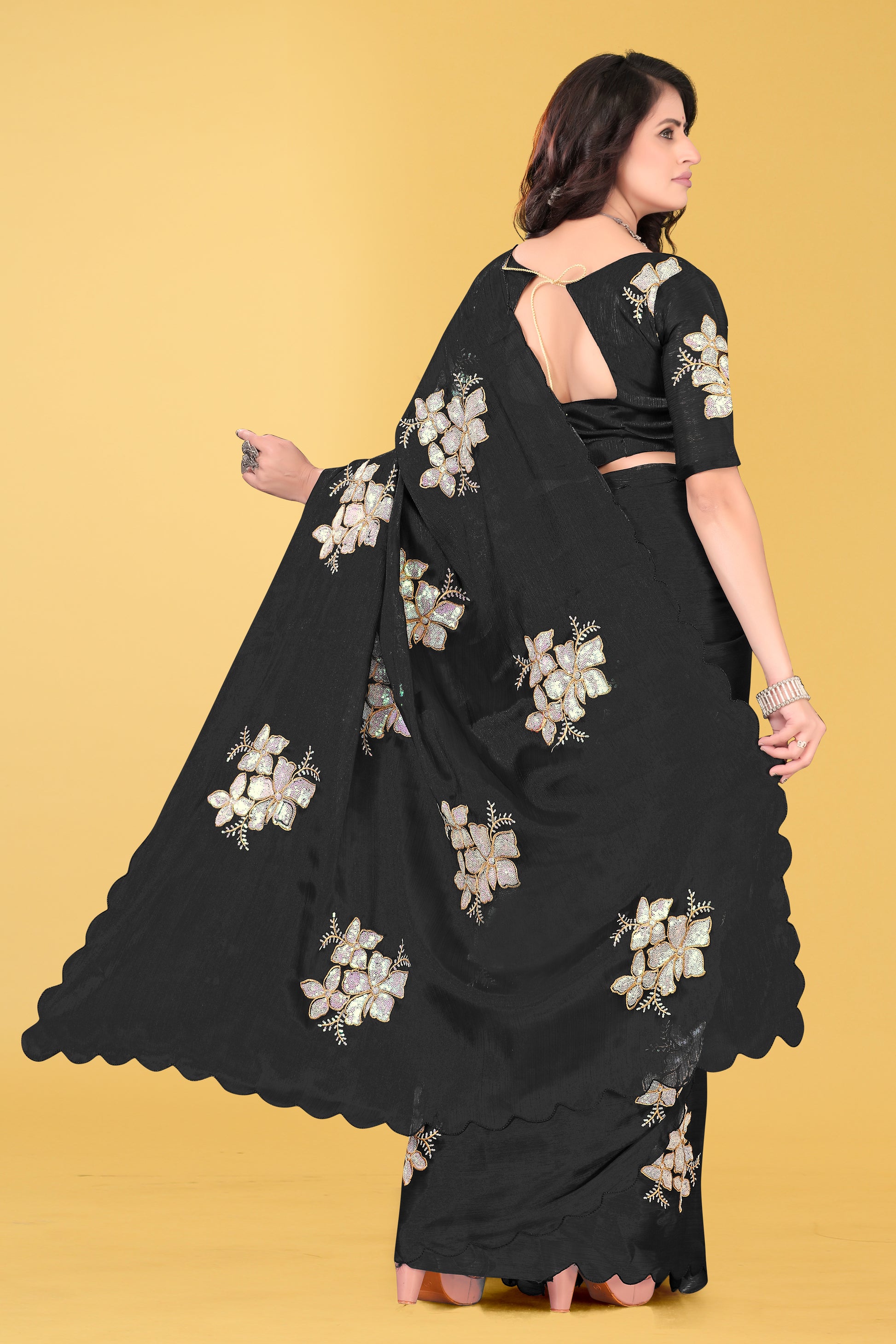 Elegant Flower Embroidered Saree with Unstitched Blouse – Avirat Designer Studio