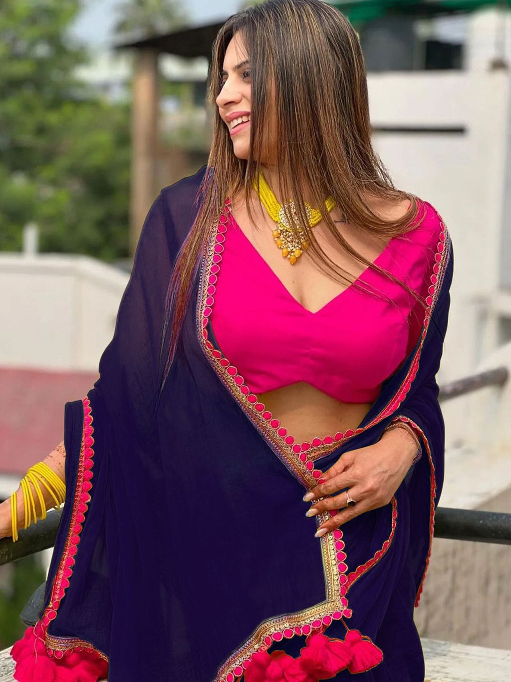 Graceful Saree Featuring Fringed Border Detailing-Avirat Designer Studio