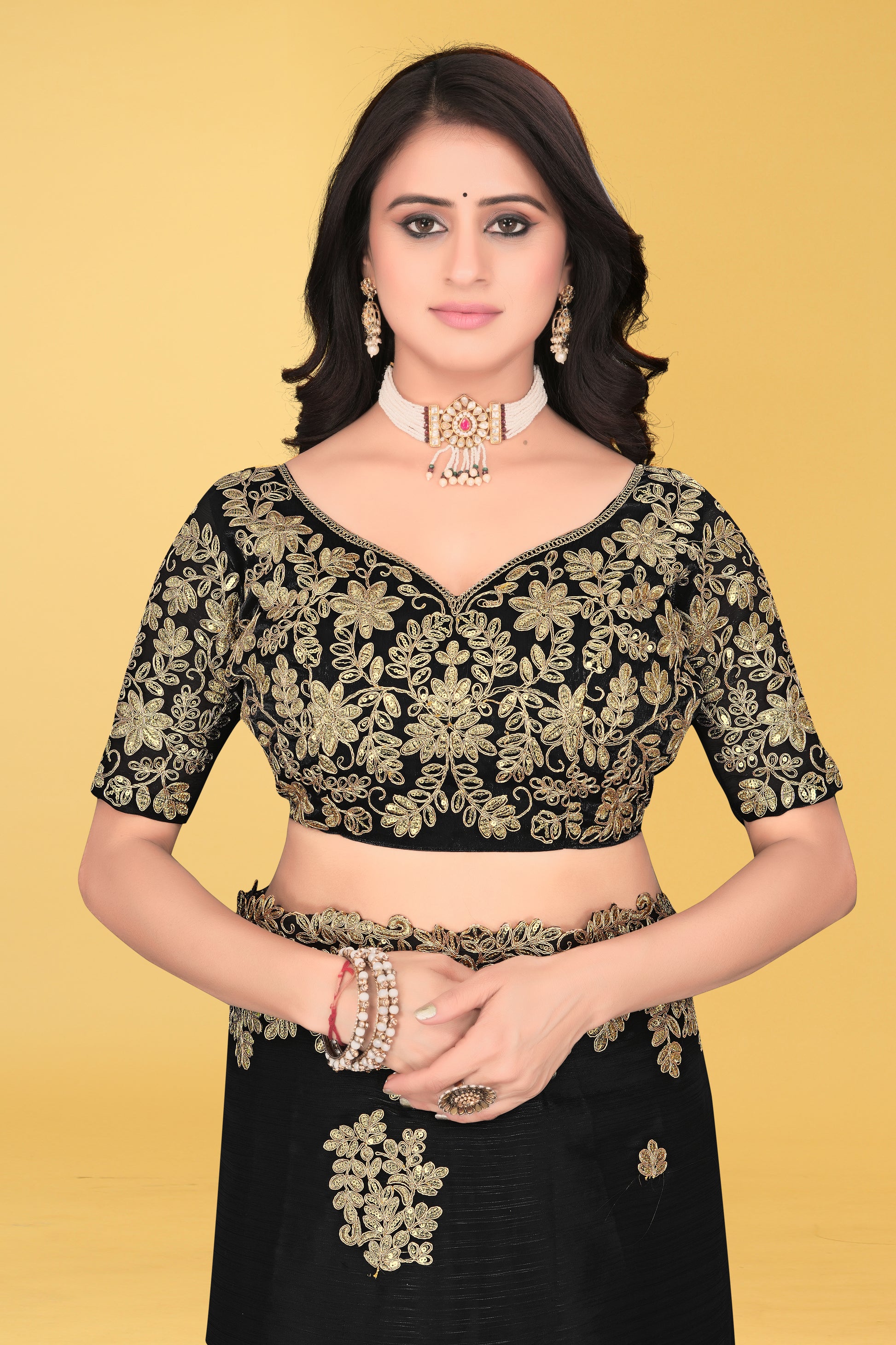 Floral Embroidered Saree with Intricate Leaf Motifs – Avirat Designer Studio