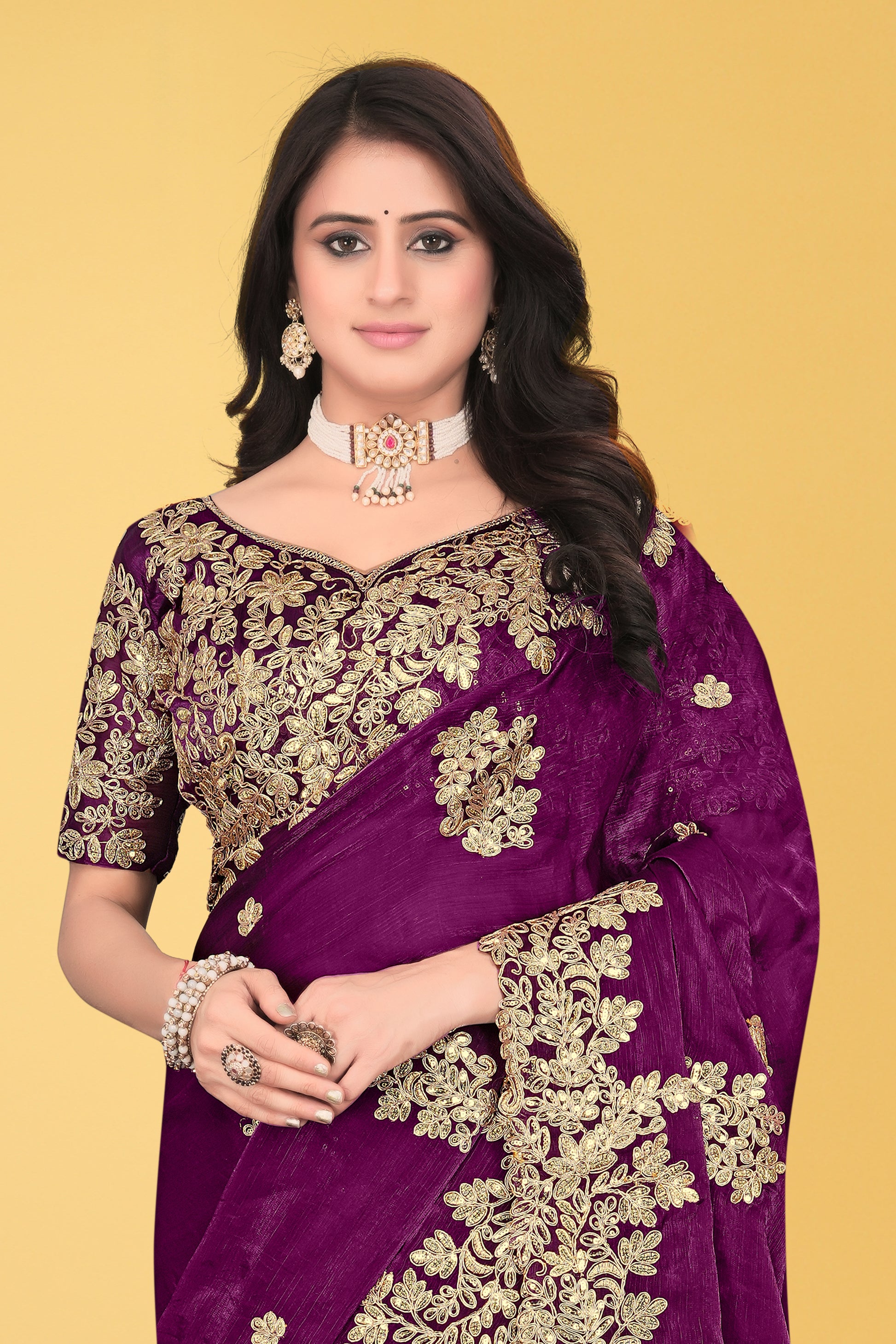 Floral Embroidered Saree with Intricate Leaf Motifs – Avirat Designer Studio