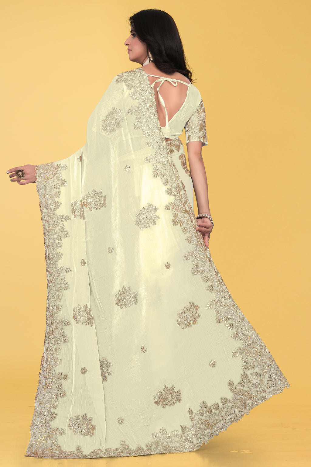 Floral Embroidered Saree with Intricate Leaf Motifs – Avirat Designer Studio