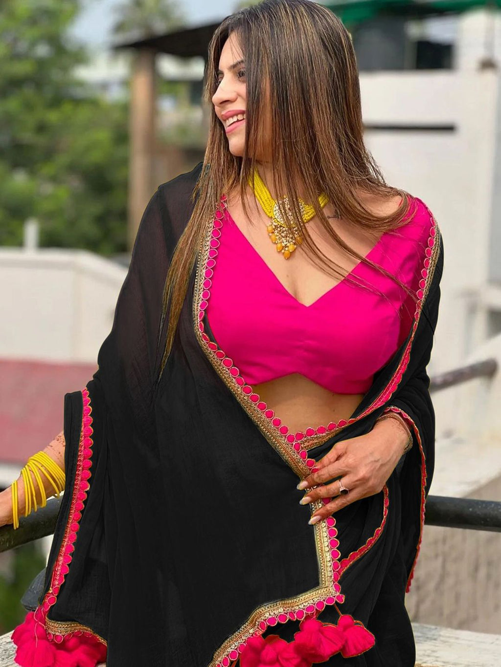 Graceful Saree Featuring Fringed Border Detailing-Avirat Designer Studio