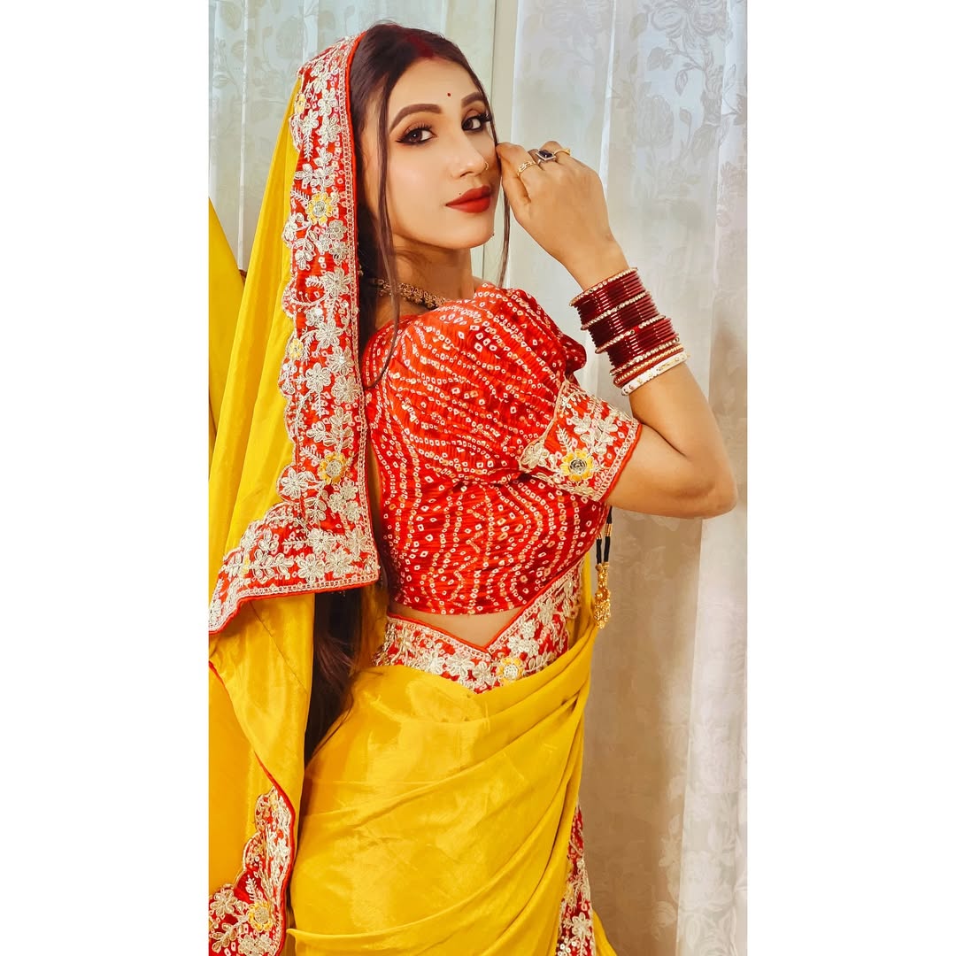 Intricate Gold Zari Motifs and Embroidered Lace Border - Yellow